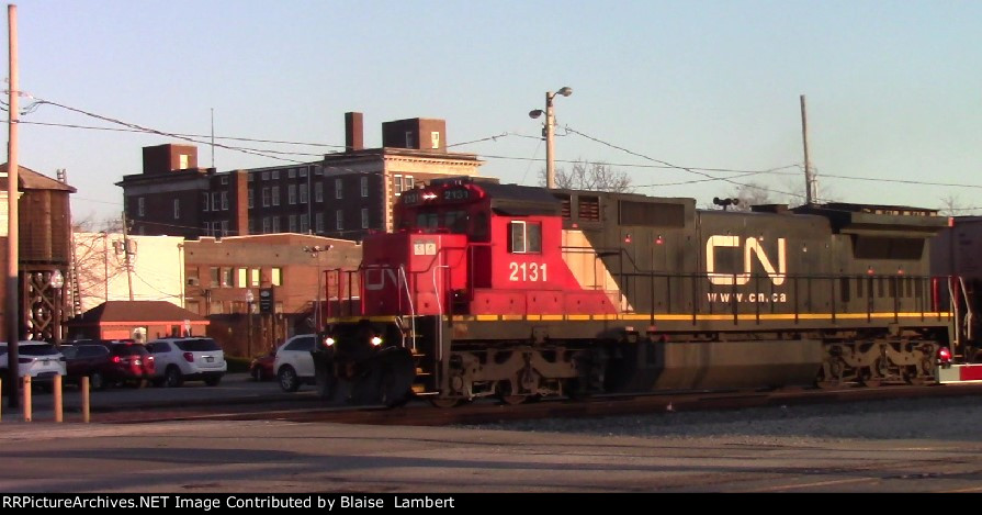 CN G893